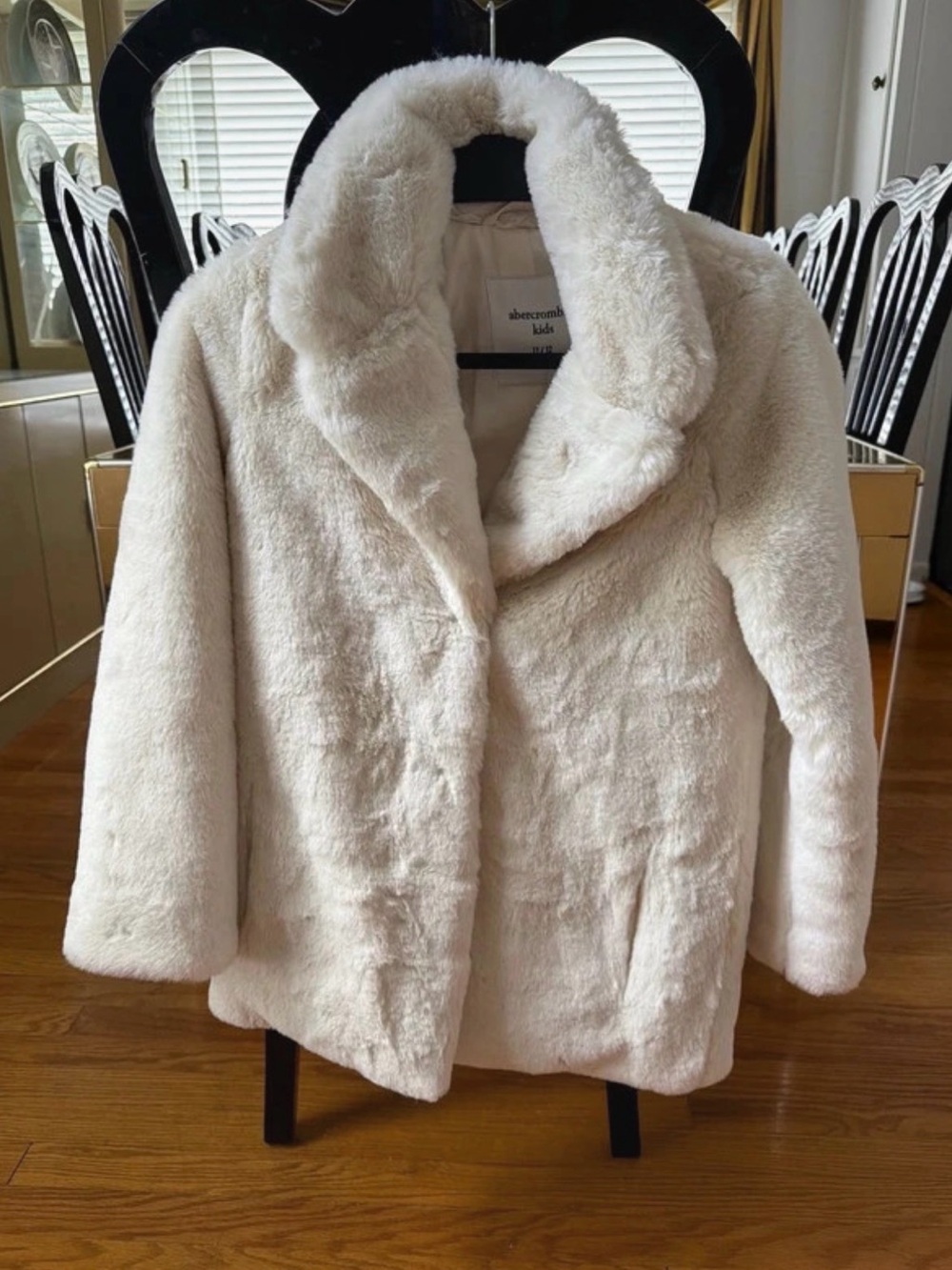 Abercrombie & Fitch Ivory Plush Faux Fur Jacket